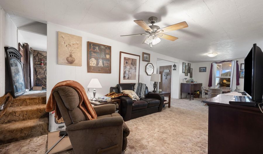57904 N East Roza Rd, Benton City, WA 99320 - 3 Beds, 2 Bath
