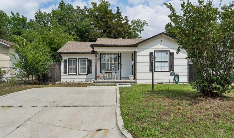 4804 N Beaver Ave, Bethany, OK 73008 - 2 Beds, 1 Bath