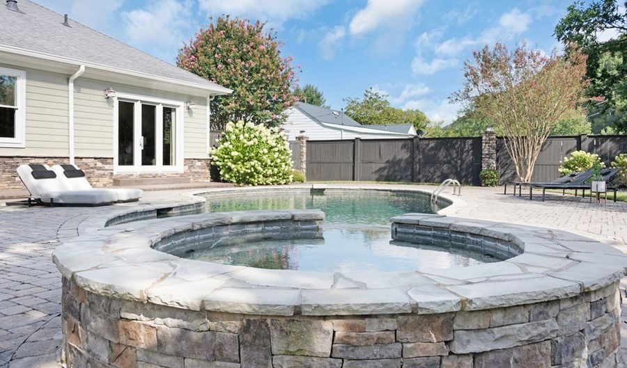 87 Ball Park St, Allen, KY 41601 - 5 Beds, 5 Bath