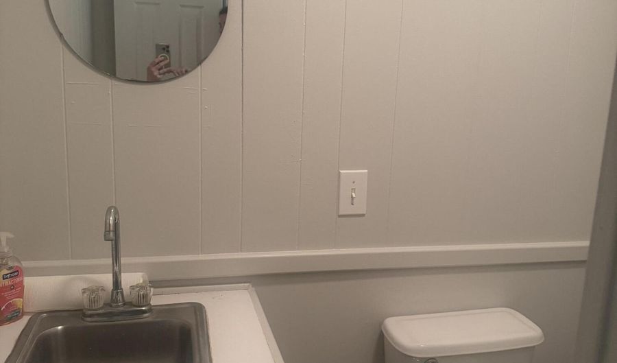 845 Highway 90 B, Bay St. Louis, MS 39520 - 0 Beds, 1 Bath