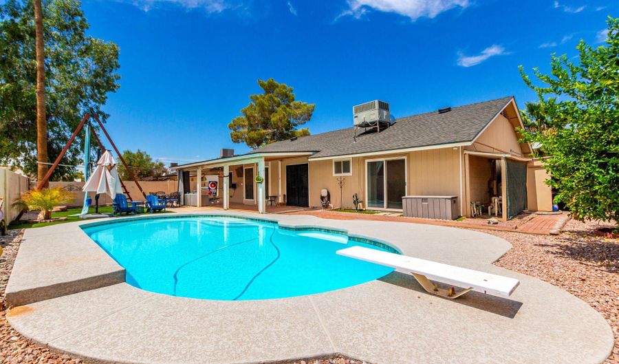1107 W STOTTLER Dr, Chandler, AZ 85224 - 3 Beds, 2 Bath