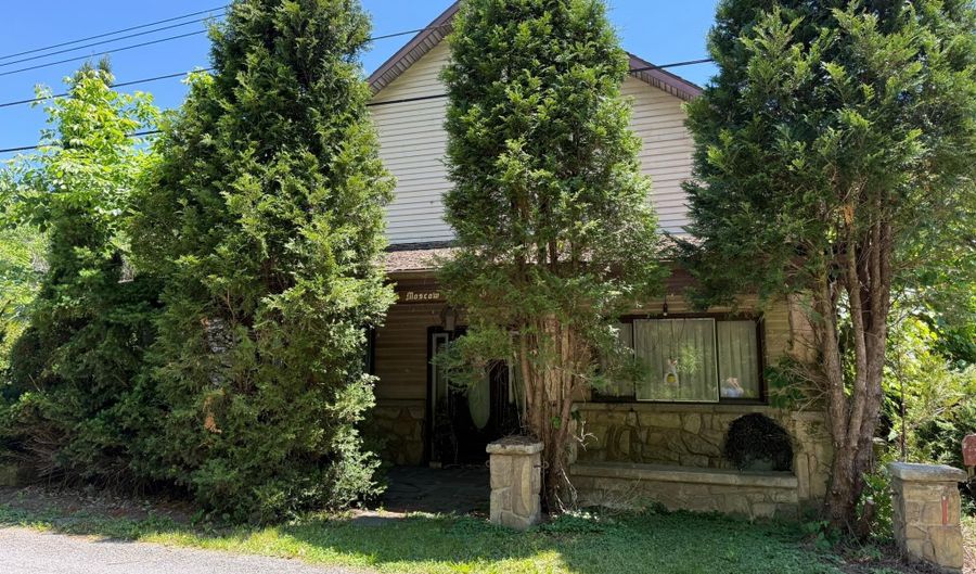 18206 MOSCOW St SW, Barton, MD 21521 - 4 Beds, 2 Bath