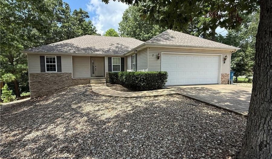 2 Radcliffe Dr, Bella Vista, AR 72714 - 3 Beds, 2 Bath
