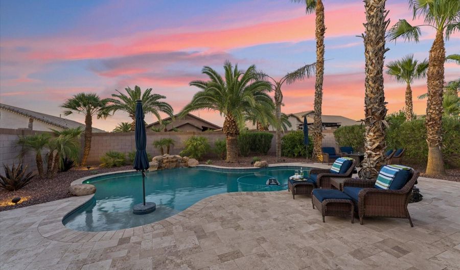 3092 E BELLERIVE Dr, Chandler, AZ 85249 - 3 Beds, 2 Bath
