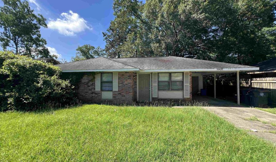 16438 Vermillion Dr, Baton Rouge, LA 70819 - 3 Beds, 2 Bath