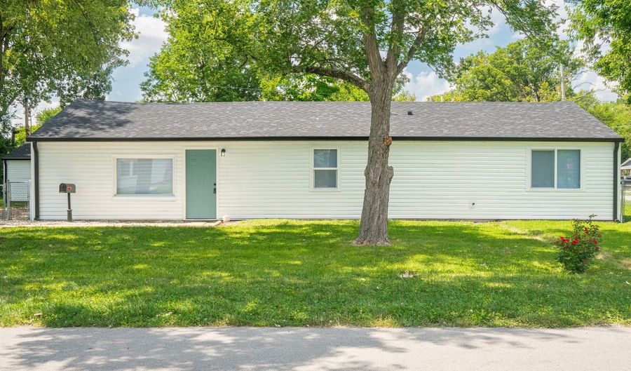 4690 N Sadlier Dr, Indianapolis, IN 46226 - 3 Beds, 2 Bath