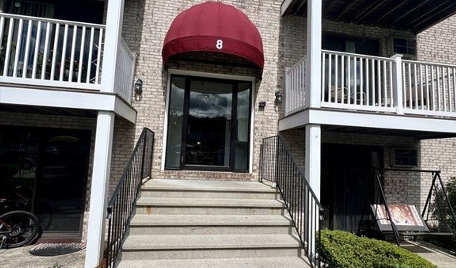 8 Kenmar Dr 66 Level 3, Billerica, MA 01821 - 2 Beds, 1 Bath