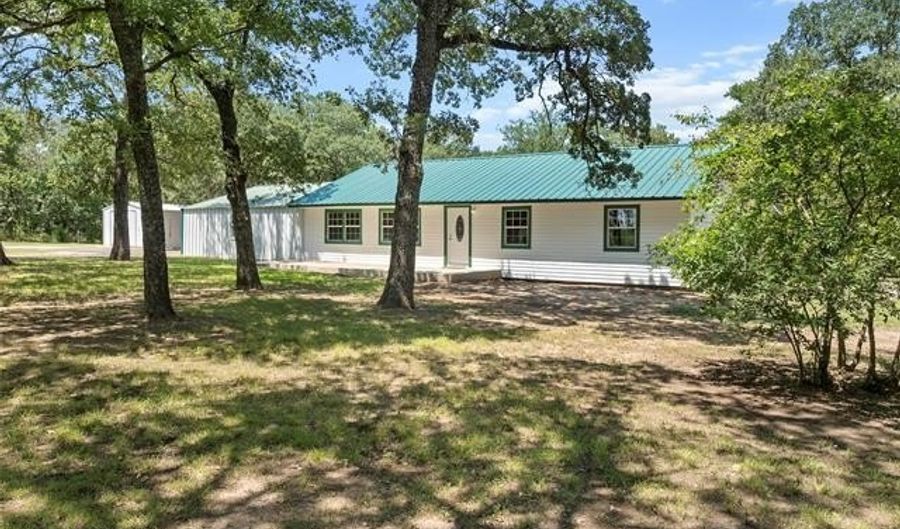 1892 Stobtown, Ardmore, OK 73401 - 3 Beds, 2 Bath