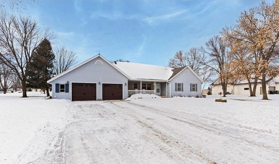 1502 Armstrong Cir NW, Alexandria, MN 56308 - 4 Beds, 4 Bath