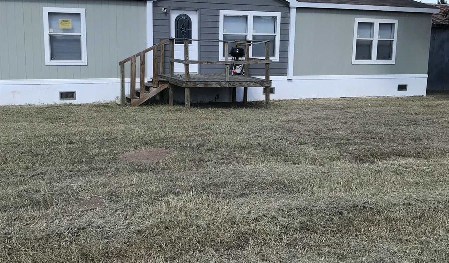 316 Avenue G, Beaver, OK 73932 - 4 Beds, 3 Bath