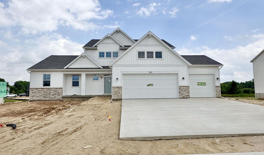7082 Kettle Dale Ave SE, Alto, MI 49302 - 4 Beds, 3 Bath
