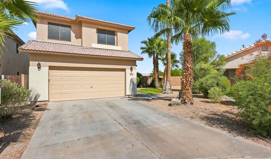 10828 W MONTE VISTA Rd, Avondale, AZ 85392 - 5 Beds, 3 Bath