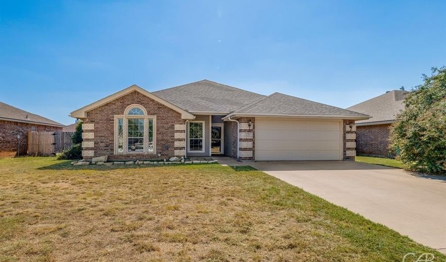 233 Sugarberry Ave, Abilene, TX 79602 - 4 Beds, 2 Bath