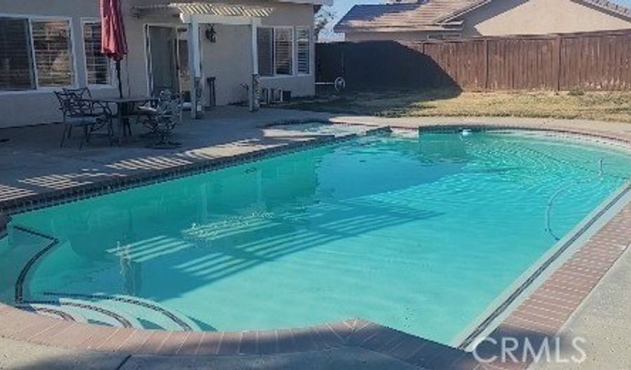 22534 High Vista Pl, Apple Valley, CA 92307 - 3 Beds, 3 Bath