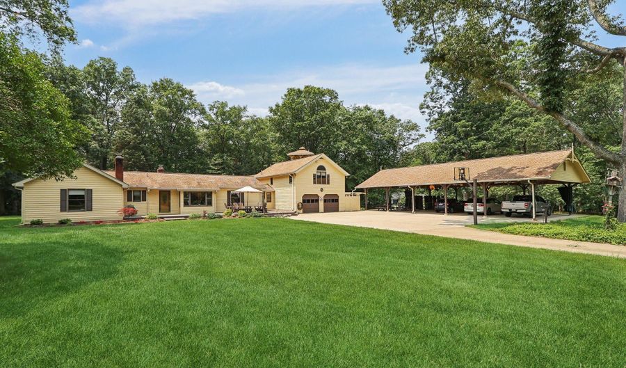 1304 BRYAN POINT Rd, Accokeek, MD 20607 - 5 Beds, 4 Bath