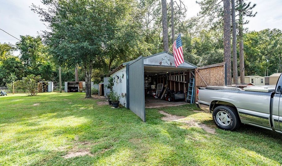 2206 WILLINGHAM Dr, Albany, GA 31721 - 3 Beds, 2 Bath