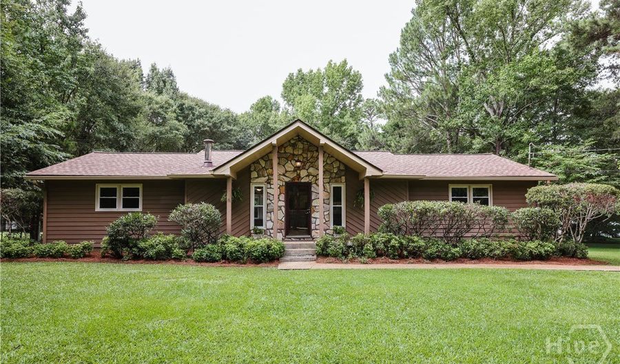 110 Pioneer Dr, Athens, GA 30605 - 3 Beds, 3 Bath