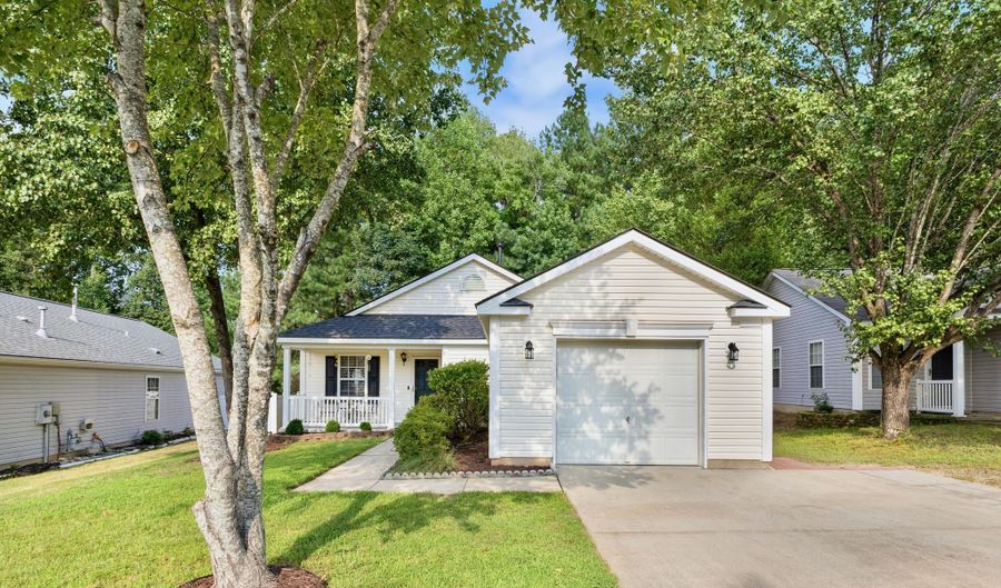 918 Homestead Park Dr, Apex, NC 27502 - 3 Beds, 2 Bath