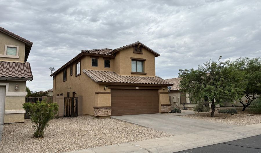 25550 W PIONEER St, Buckeye, AZ 85326 - 5 Beds, 3 Bath