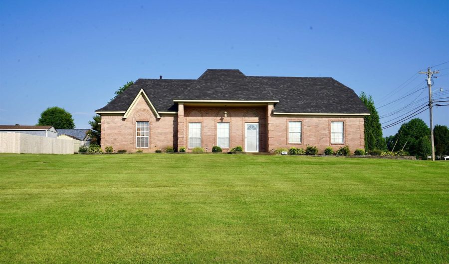461 BLAYDES, Atoka, TN 38004 - 4 Beds, 2 Bath