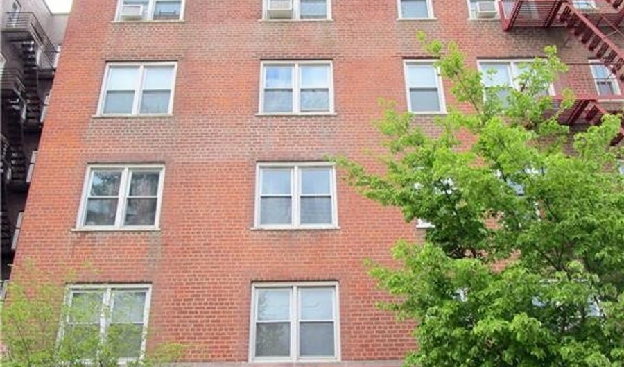 585 Mclean Ave 4G, Yonkers, NY 10705 - 1 Beds, 1 Bath