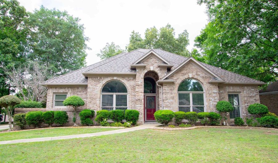 526 WYNLAKE Ct, Alabaster, AL 35007 - 3 Beds, 2 Bath