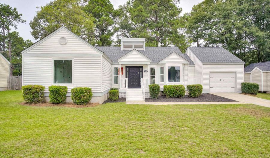 118 Robinwood Dr, Aiken, SC 29803 - 3 Beds, 3 Bath
