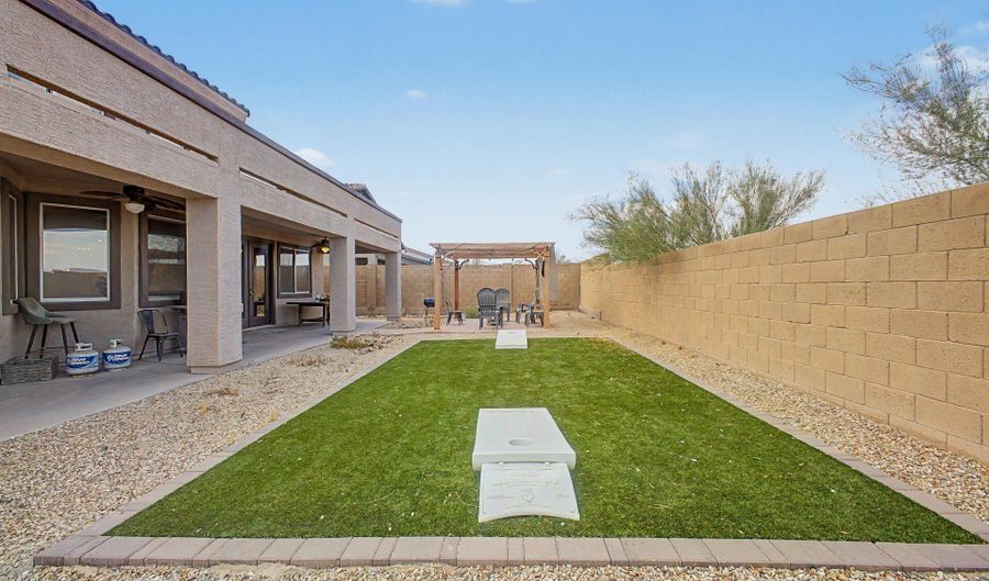535 S 219TH Dr, Buckeye, AZ 85326 - 5 Beds, 4 Bath
