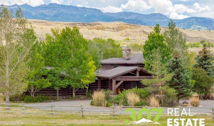 22 Castle Rock Rd, Cody, WY 82414 - 3 Beds, 4 Bath