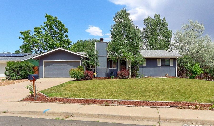 13073 King Cir, Broomfield, CO 80020 - 5 Beds, 3 Bath