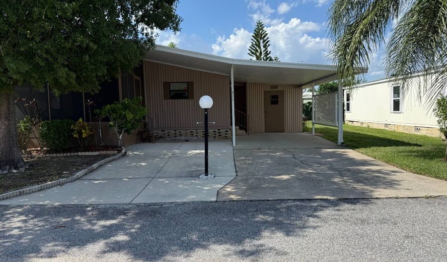 451 E Hogan Cir, Avon Park, FL 33825 - 2 Beds, 2 Bath