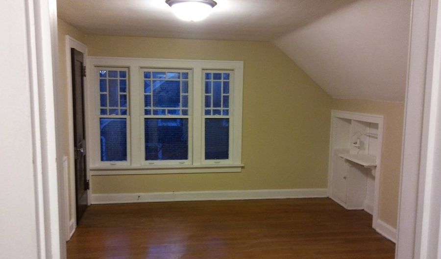 213 Highland, Ashland, OH 44805 - 5 Beds, 3 Bath