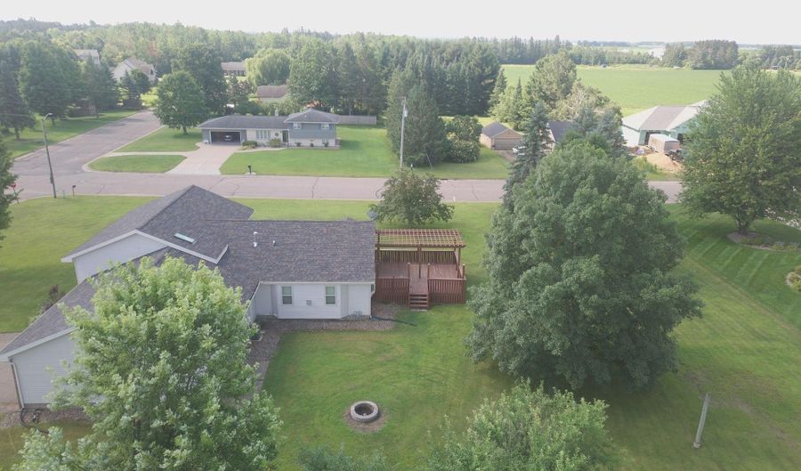 1002 THOMAS St, Antigo, WI 54409 - 4 Beds, 4 Bath