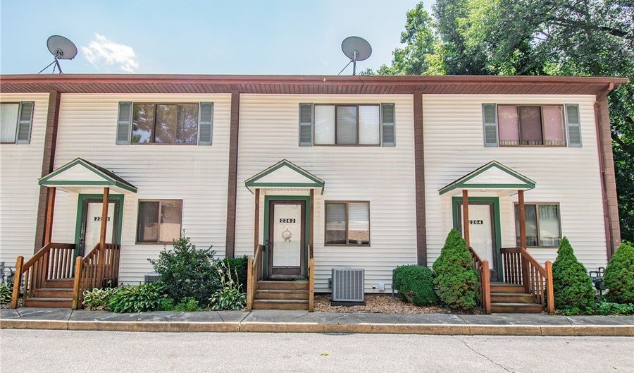2262 Pine Top Ct 31, Akron, OH 44319 - 2 Beds, 2 Bath