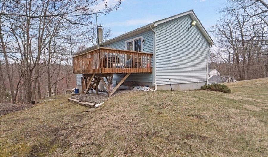 3 Cold Spring Dr, Alloway, NJ 07422 - 3 Beds, 2 Bath