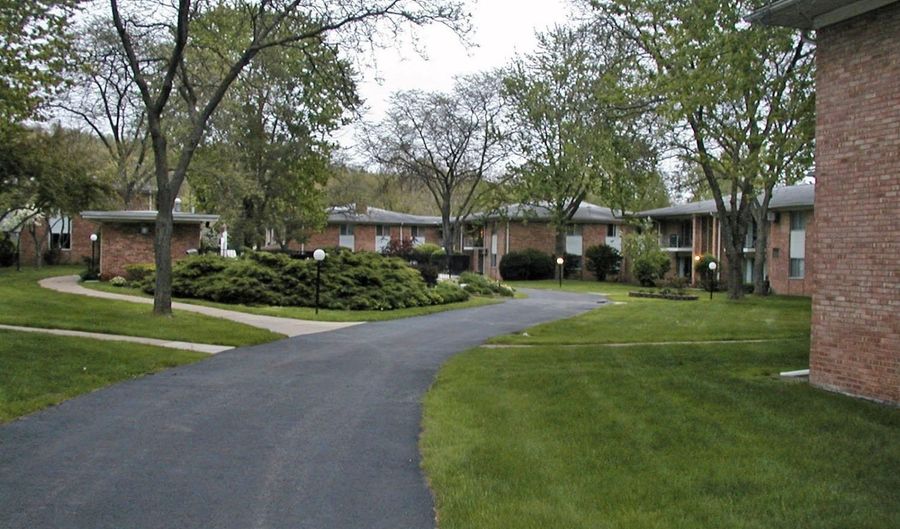 1217 Island Dr 204, Ann Arbor, MI 48105 - 2 Beds, 1 Bath