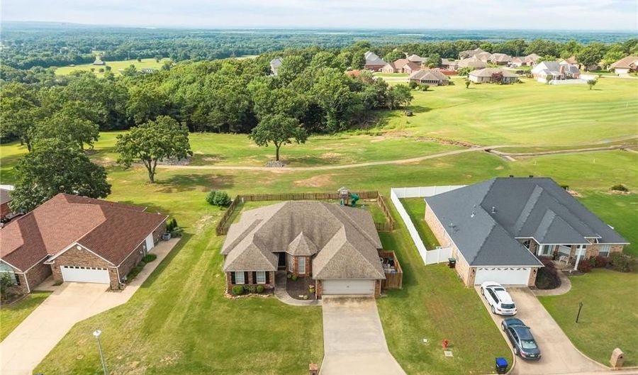 3309 Golf Course Dr, Alma, AR 72921 - 4 Beds, 2 Bath