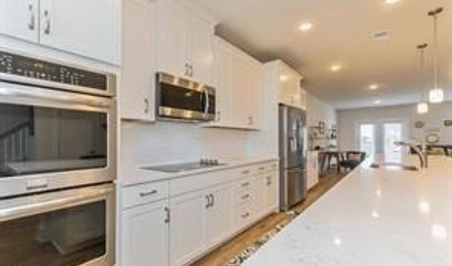 44782 TIVERTON Sq, Ashburn, VA 20147 - 3 Beds, 3 Bath