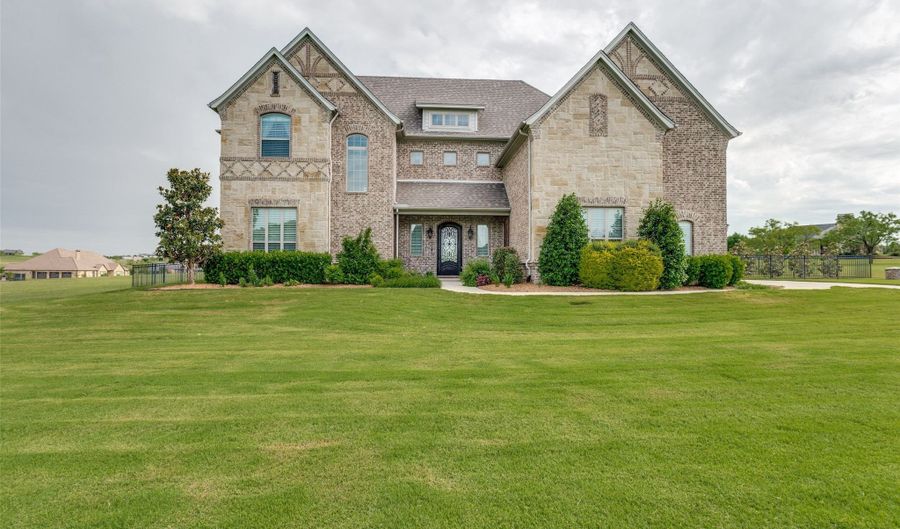 312 Angelina Dr, Aledo, TX 76008 - 4 Beds, 4 Bath