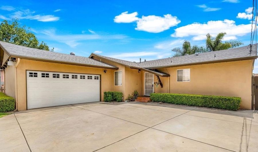 965 N Beech St, Escondido, CA 92026 - 4 Beds, 2 Bath