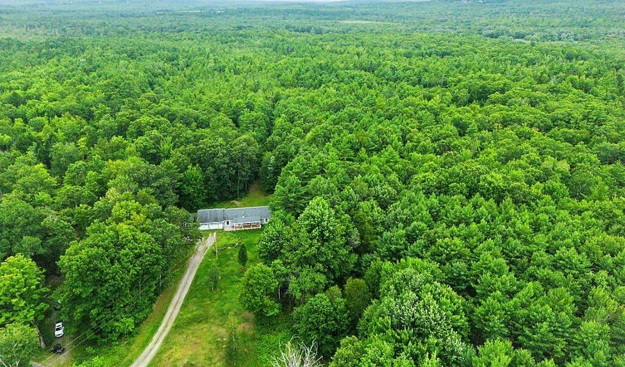 682 Bog Rd, Albion, ME 04910 - 3 Beds, 2 Bath