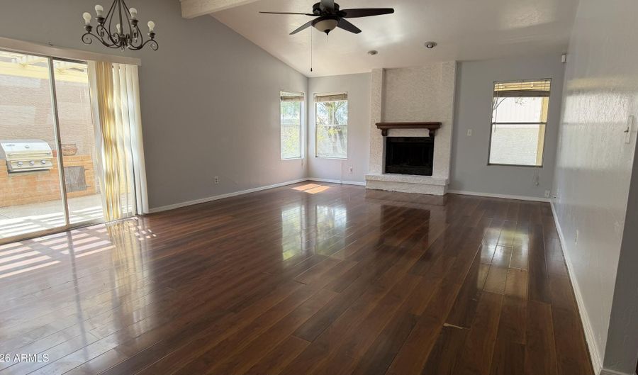 2207 W IRONWOOD Dr, Chandler, AZ 85224 - 2 Beds, 2 Bath