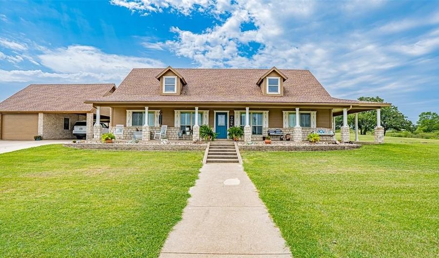 4515 E Renfro St, Alvarado, TX 76009 - 4 Beds, 3 Bath