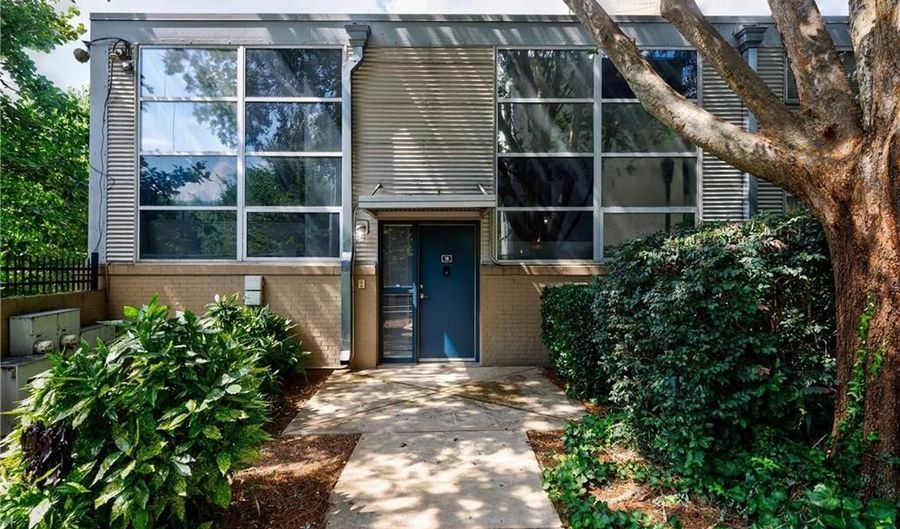 400 Village Pkwy NE 110, Atlanta, GA 30306 - 3 Beds, 4 Bath