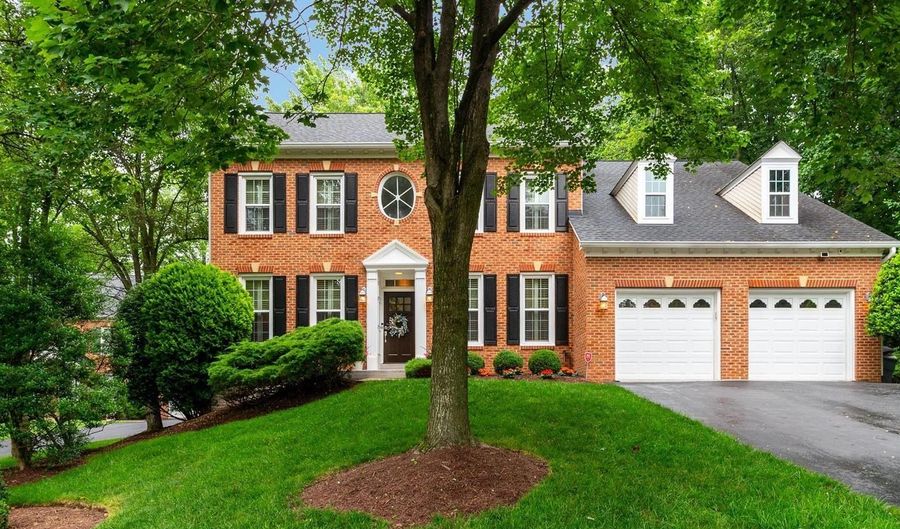 1383 SUNWOOD Ter, Annapolis, MD 21409 - 4 Beds, 4 Bath