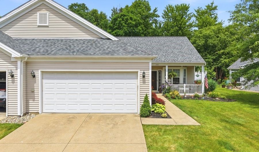3441 Heron Ct, Aurora, OH 44202 - 2 Beds, 2 Bath