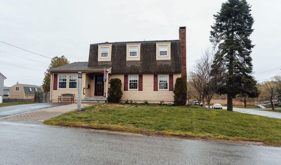 3 Mathews Ave, Bath, ME 04530 - 3 Beds, 3 Bath