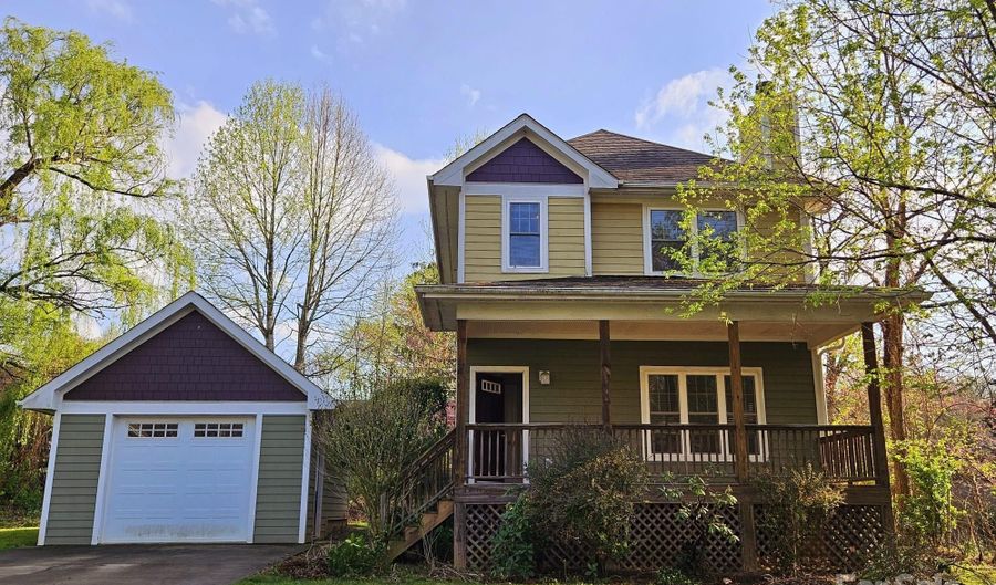 17 Lamar Ave, Asheville, NC 28803 - 3 Beds, 3 Bath