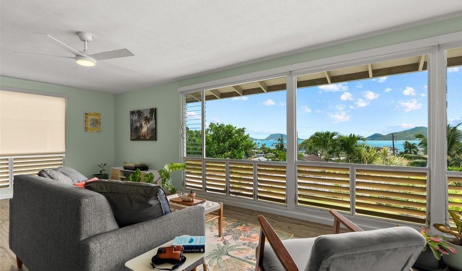 45-112 Halliday Pl A, Kaneohe, HI 96744 - 4 Beds, 2 Bath