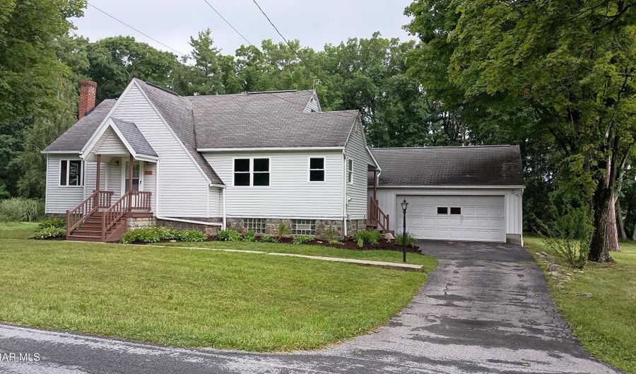 3243 Homers Gap Rd, Altoona, PA 16601 - 4 Beds, 2 Bath